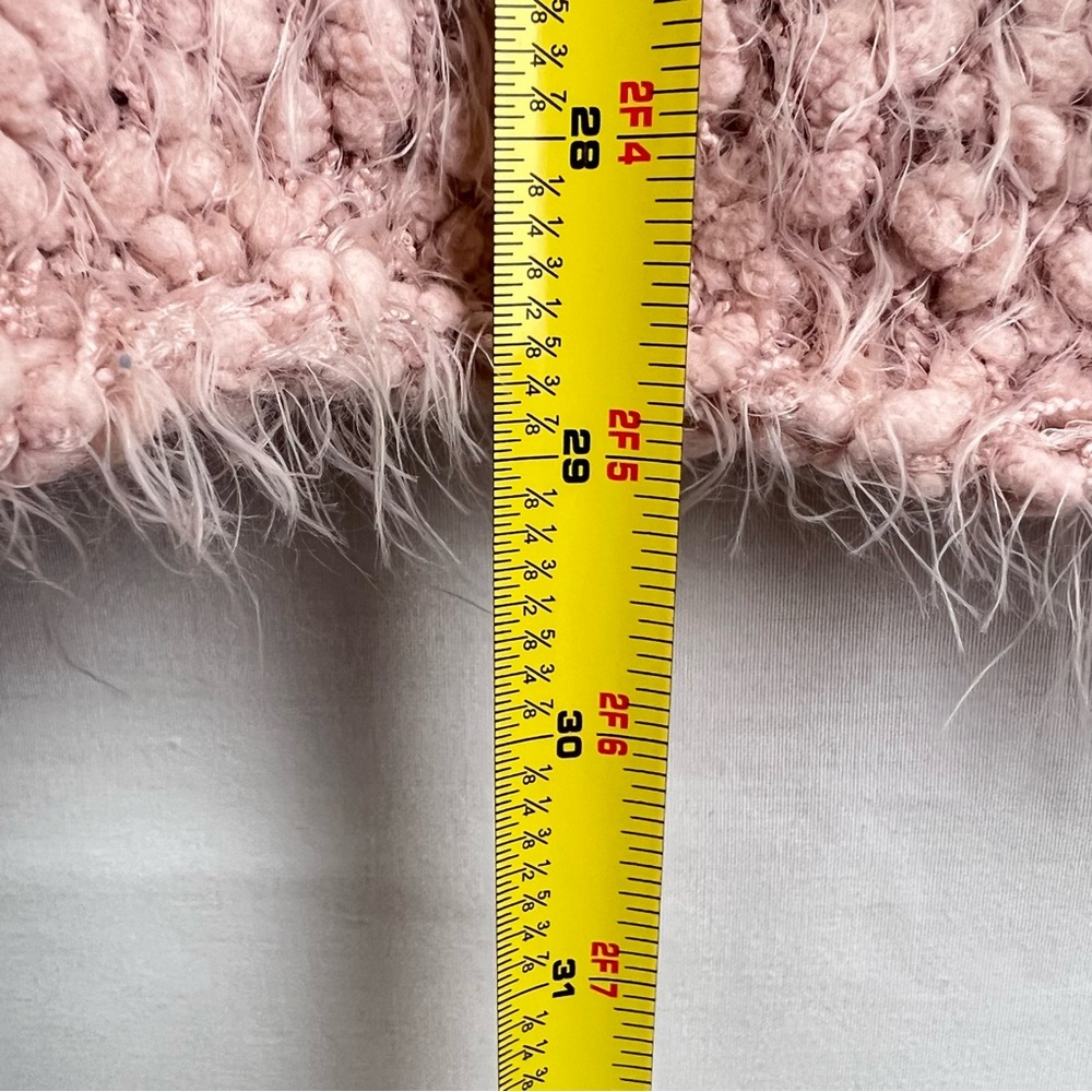 Me to We Women’s Blush Pink Fuzzy Soft Boucle Sweater Scoop Neck Size S - Picture 8 of 9